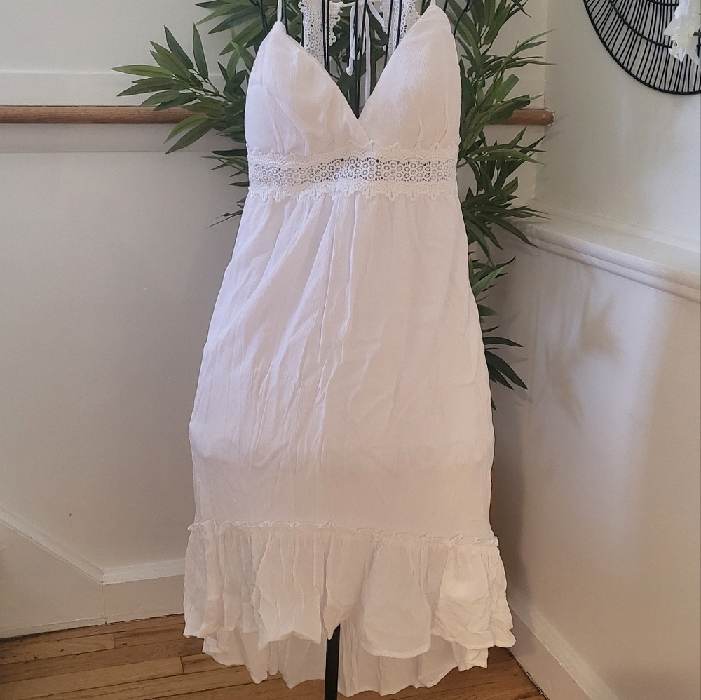 Chic White Halter Dress with Lace Accents